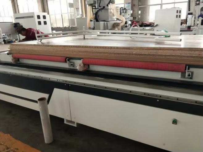 4x8 Ft Automatic Wood Carving  – Cnc Router Machine Bewertung und Preis